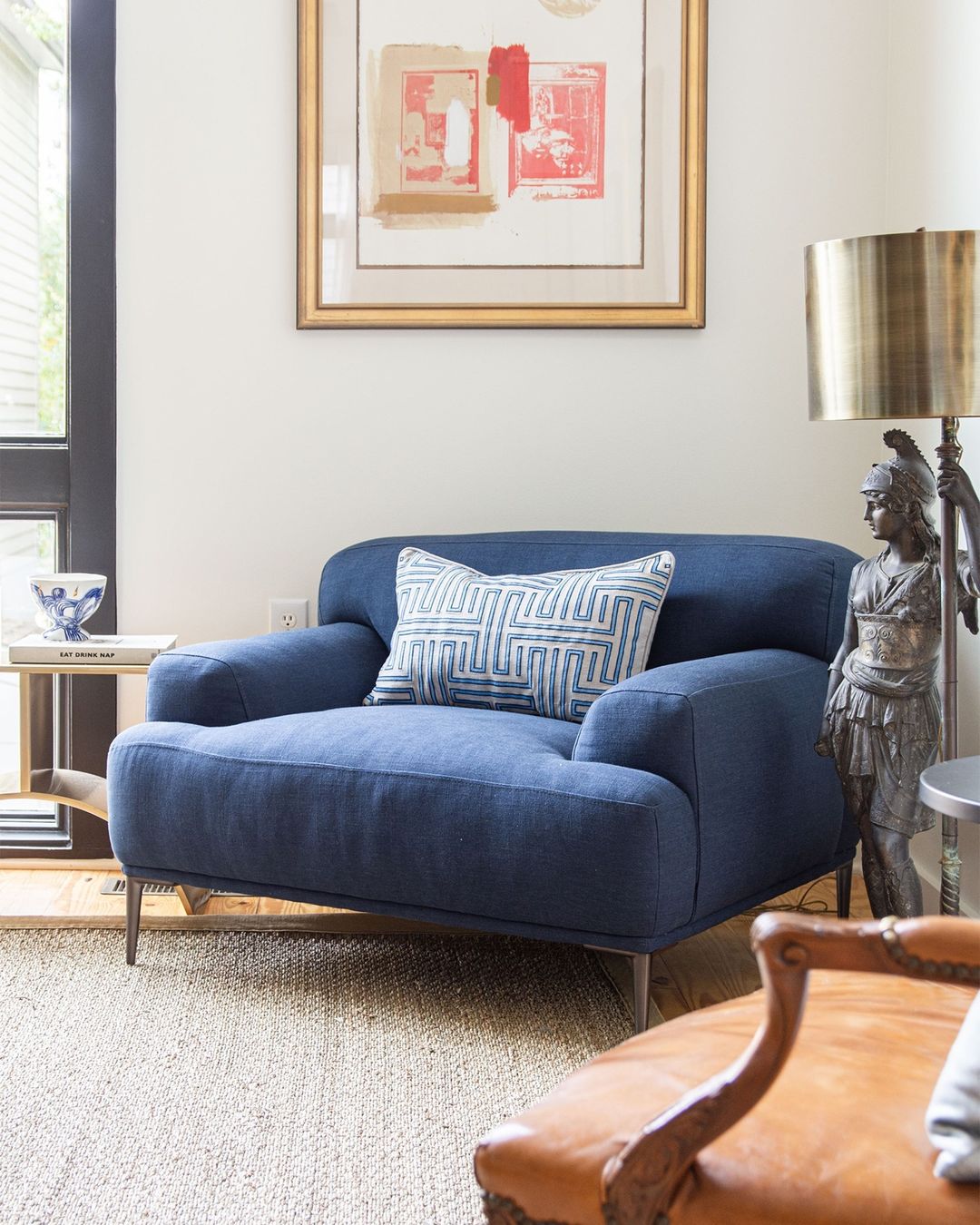 Decorative Lounge Chair Ideas To Your Favorite Corner